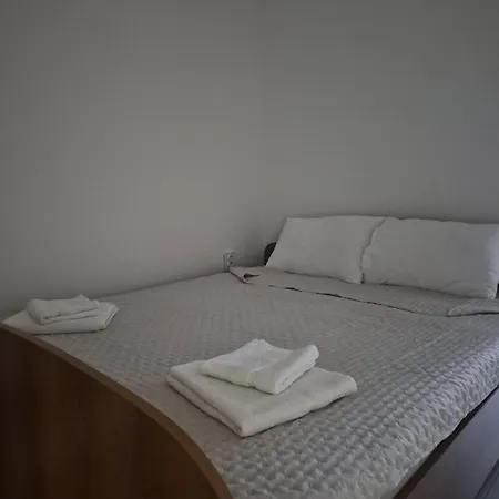 Modern With Private Yard And Parking Tatil Evi *